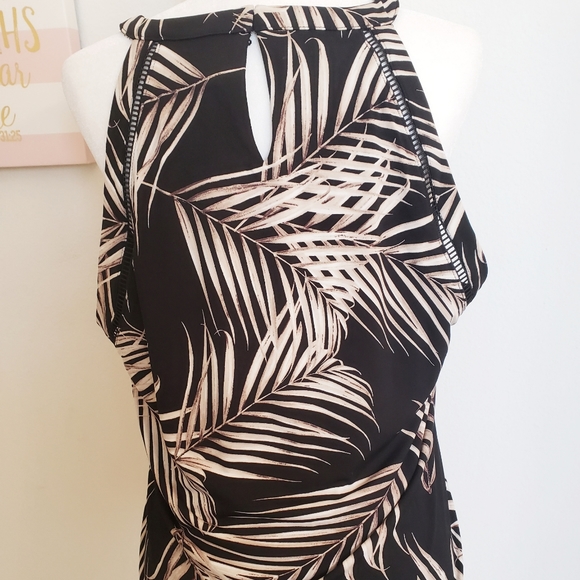 NWT White House Black Market halter top XL - Picture 2 of 4